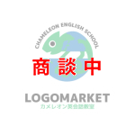 カメレオンと地球とキャラクターのロゴ