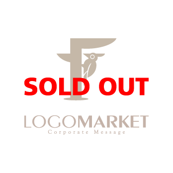 キツツキと鳥と木のロゴ