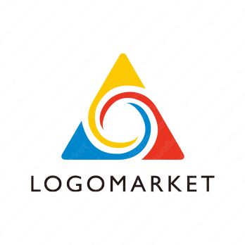 3と三角形と融合のロゴ
