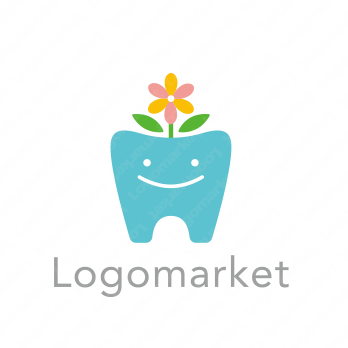 歯と花とキャラクターのロゴ