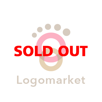 足とシンプルとカジュアルのロゴ