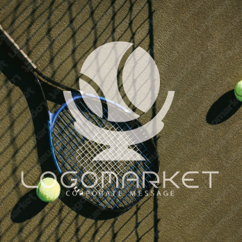 テニスとボールとスポーツのロゴ