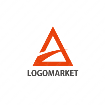 右上がりと三角形と「A」のロゴ