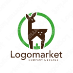 鹿と住宅とユニークのロゴ
