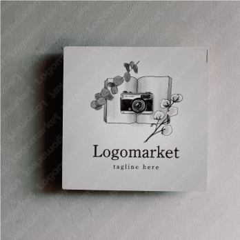 Aとaと虹のロゴ