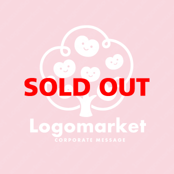 個性と木とハートのロゴ