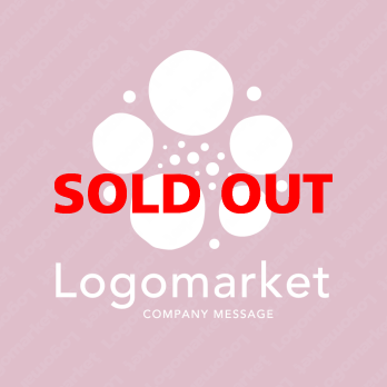 梅と癒しと和モダンのロゴ