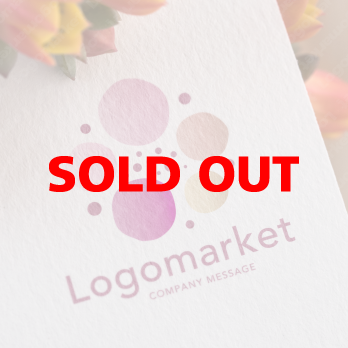 梅と癒しと和モダンのロゴ