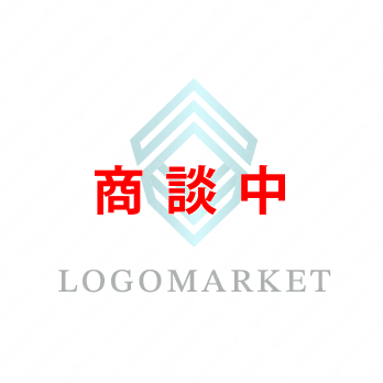 盾とエンブレムと守るのロゴ