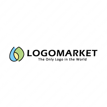 水と葉と自然のロゴ