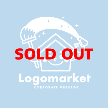 家と掃除とモップのロゴ