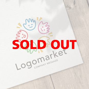 Aとaと虹のロゴ