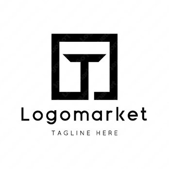 Tとtと正方形のロゴ