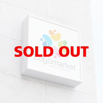 四つ葉と人とカラフルのロゴ