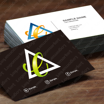 トライアングルと三角とeのロゴ