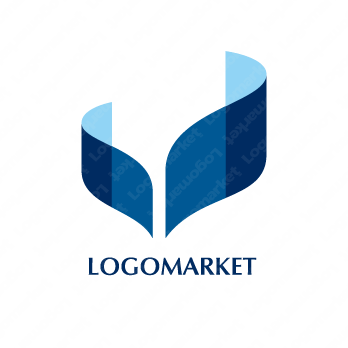 クジラと尾とグラデーションのロゴ