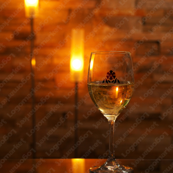 花とおもてなしと気品のロゴ