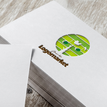 木と音符と小鳥のロゴ