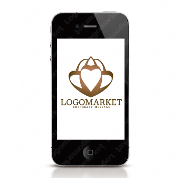 ハートと充足と満足のロゴ