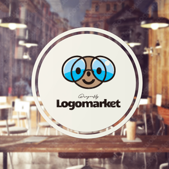 かわいいとキャラクターと笑顔のロゴ