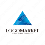 A、Kと可能性と好奇心のロゴ