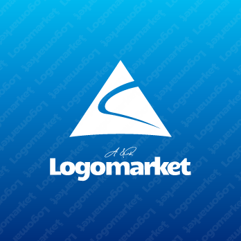 A、Kと可能性と好奇心のロゴ