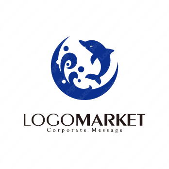 イルカと水しぶきと楽しいのロゴ