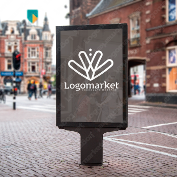 受け止めると受容と真摯のロゴ