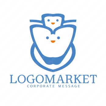 歯とクリニックとキャラクターのロゴ