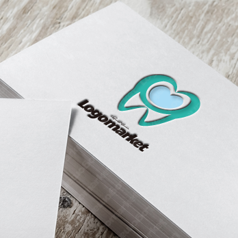 歯と安心と信頼のロゴ