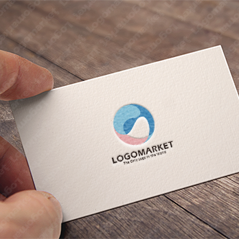 マーブルと混ざるとビー玉のロゴ