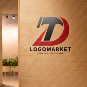 DとハンマーとDIYのロゴ