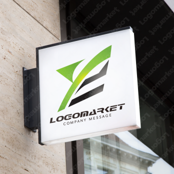 YとEとチームワークのロゴ