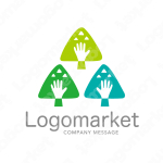 手と森と成長のロゴ