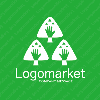 手と森と成長のロゴ