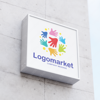 手とカラフルと自由のロゴ