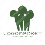 森と木とキャラクターのロゴ