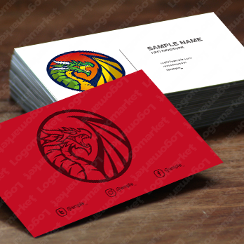 ドラゴンと翼と竜のロゴ