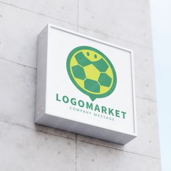 亀とサッカーボールと親しみやすいのロゴ