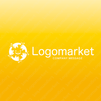 笑顔と温かいと手のロゴ