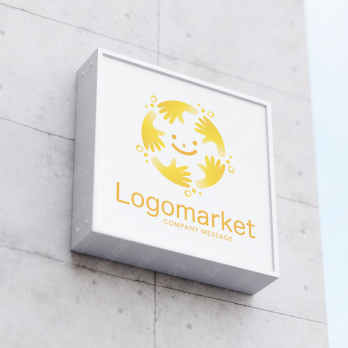 笑顔と温かいと手のロゴ