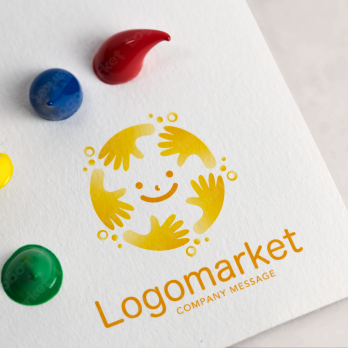 笑顔と温かいと手のロゴ