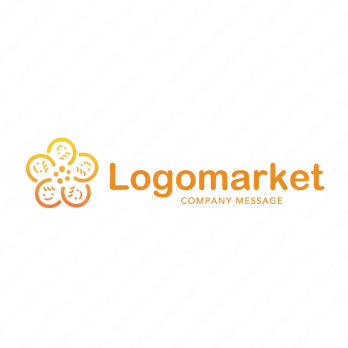 笑顔とコミュニケーションと花のロゴ