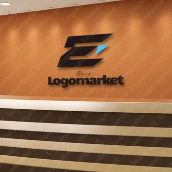 前進と力強いとEのロゴ