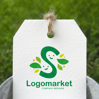 Sと笑顔とコミュニケーションのロゴ