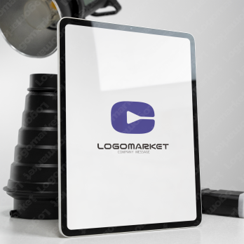 Aとaと虹のロゴ