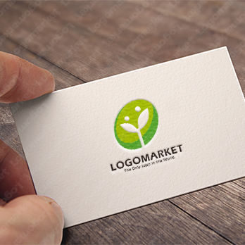 芽と人と成長のロゴ