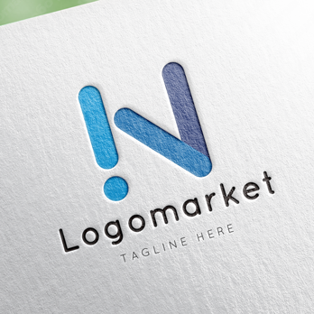 Nとビックリマークと感嘆符のロゴ