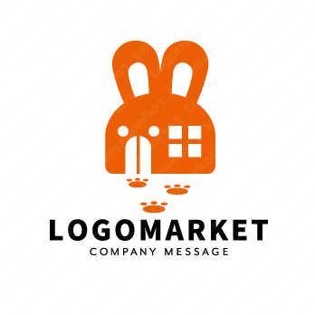 うさぎと家と足跡のロゴ