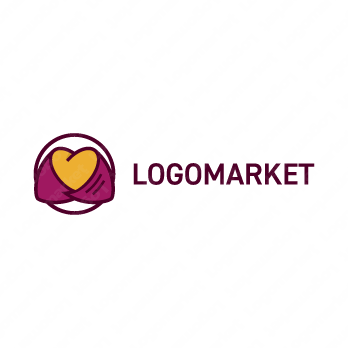 ハートとさつまいもと焼き芋のロゴ